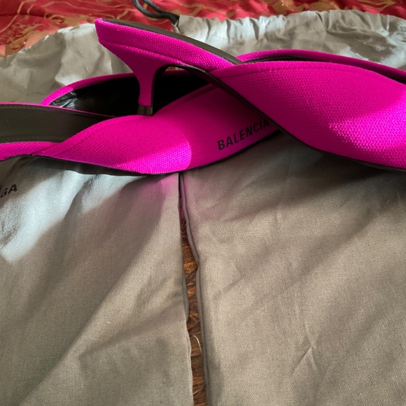 BALENCIAGA Pink Mules, size 7, with side logo, brand new - Picture 5 of 6